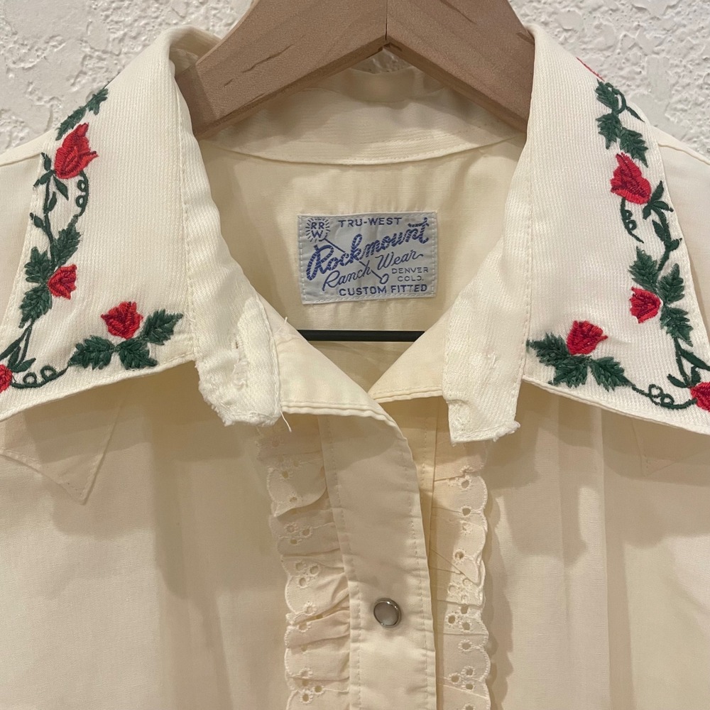 Vintage Rockmount Ranch Wear Cream Embroidered Rose Western Shirt Ruffle Pearl - Picture 4 of 12